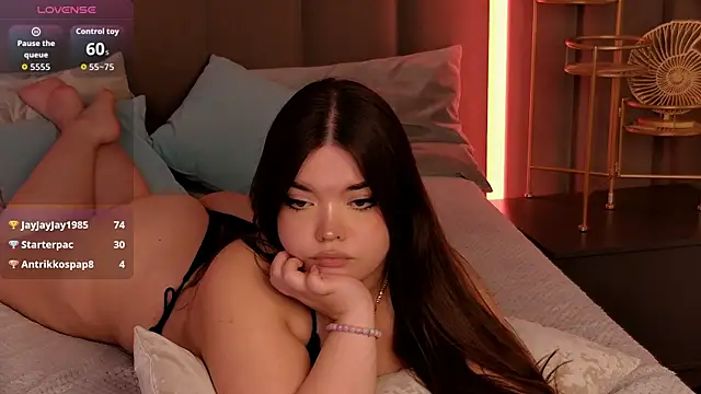 NaomiAster's Live XXX Chat