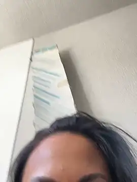 Liiaa live XXX chat