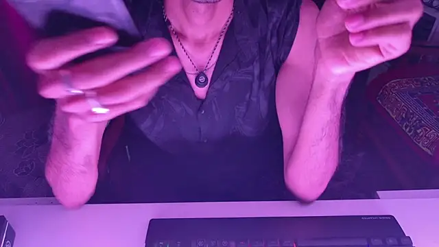 XXX chat uživo modela zihan777