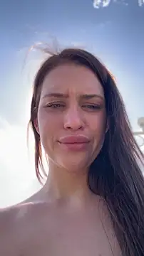 Онлайн чат XXX KikiWatson