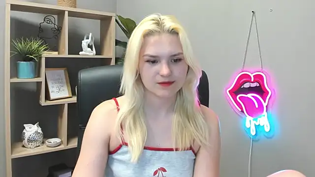 SweetLilyxo Adlı Modelin Canlı XXX Sohbeti