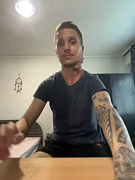 MarkCain69 Adlı Modelin Canlı Sohbet Odası