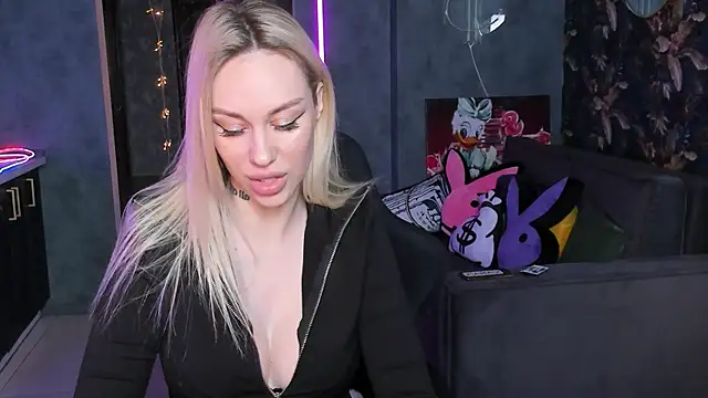 Blckmirrorr's Live XXX Chat