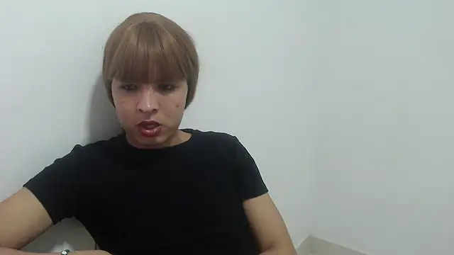estefania224's Live XXX Chat