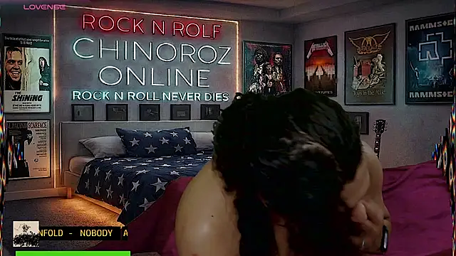 chino_roz webkamerás műsora
