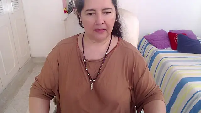 leonela_69 – Naživo XXX chat