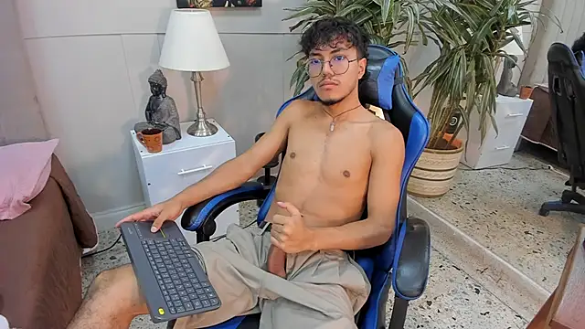 kai_storn live XXX chat