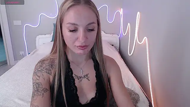 MirrraMisss Webcamshow