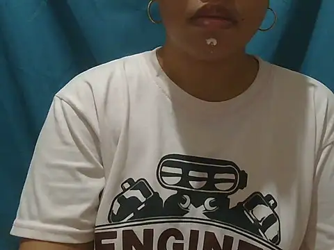 ChubbyButty Live XXX-Chat