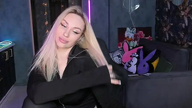 Blckmirrorr's Live XXX Chat