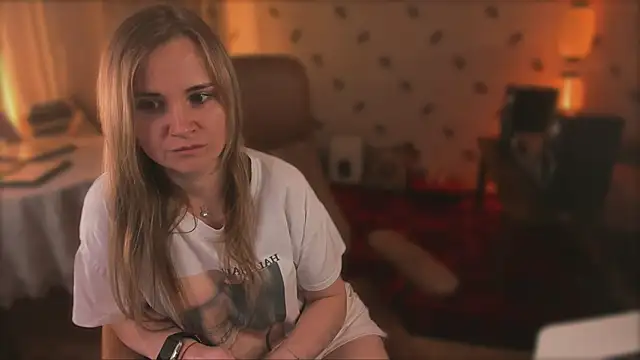 MiaSparkes' Live XXX Chat