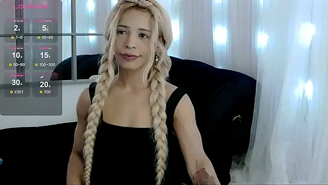 SarahRaynex élő XXX-chatje