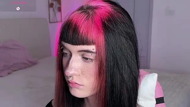Vailyreb_ élő XXX-chatje