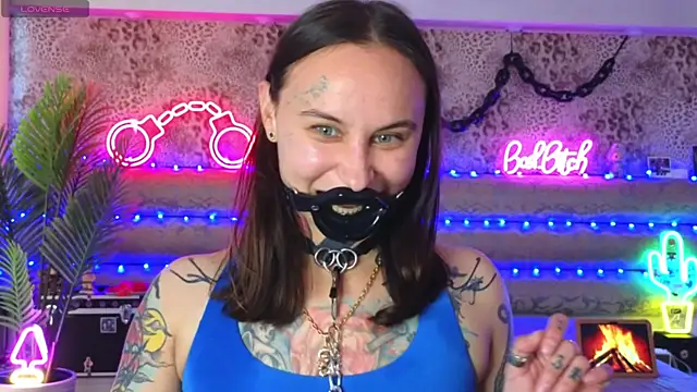 دردشة Cool_Freak_ الجنسية المباشرة