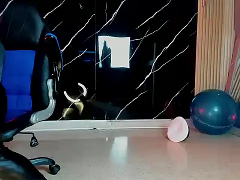 TitoBell webkamerás műsora