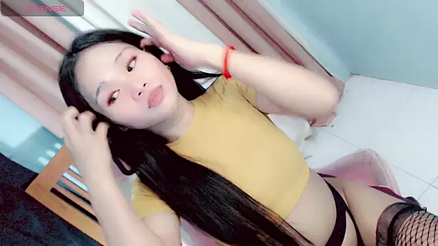 Amomentoflust99 – webcam-show