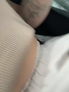 Wet__Bunny Show in webcam