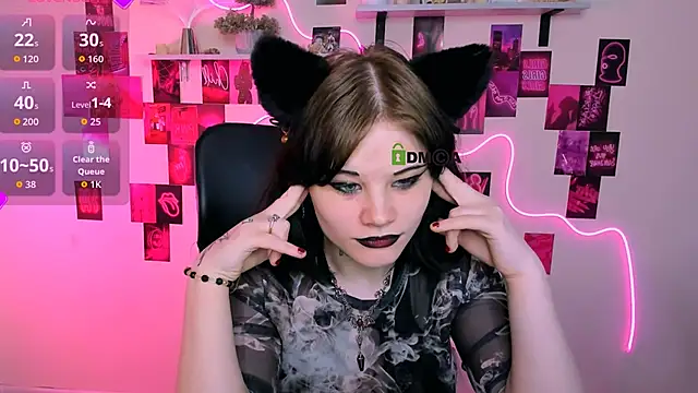 nikki_kiss_ élő XXX-chatje