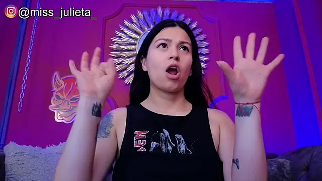 Julieta_Russell Obrolan Langsung XXX
