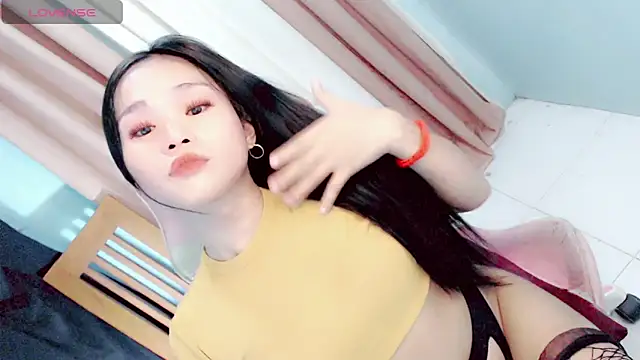 Amomentoflust99 Pertunjukan Webcam