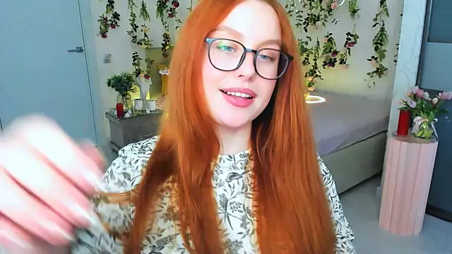 Chatroom XXX en direct de AirySilhouette