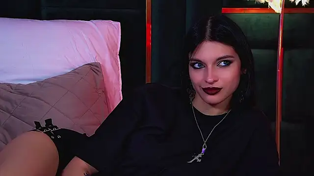 BeverlyMost Chat XXX live
