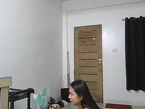 cumslut_selena69 在線直播表演