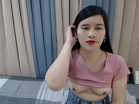 pinay_amaliax élő XXX-chatje