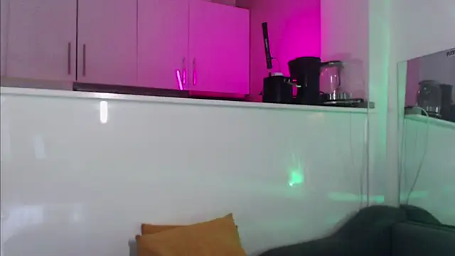 welliza's Live XXX Chat