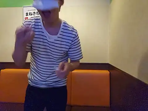 sweets_danshi élő XXX-chatje