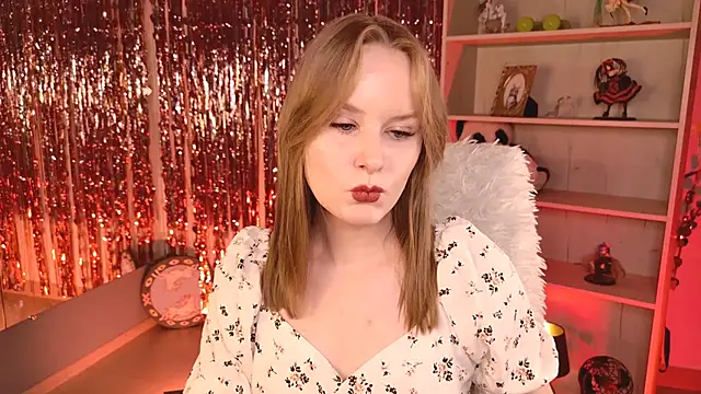 VivienLeeigh Adlı Modelin Canlı XXX Sohbeti