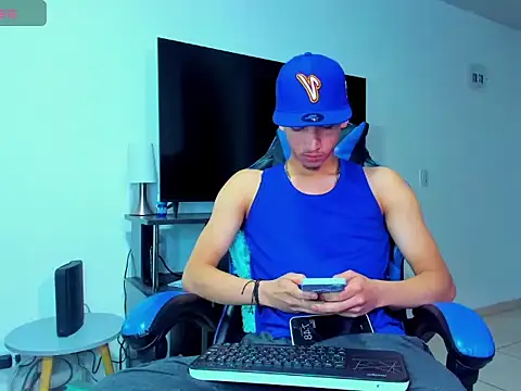 Lyam_Russon Webbikameraesitys