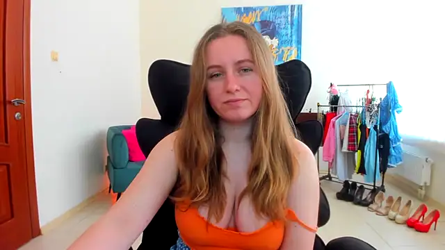 Chat XXX en directo de Marisha_Cute