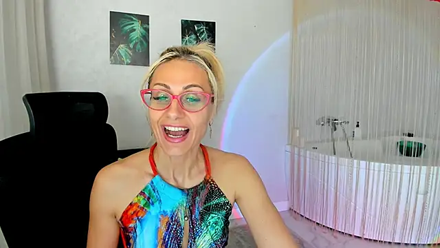 XXX chat uživo modela MuseOfStage