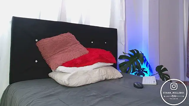 دردشة Ethan_mullers الجنسية المباشرة