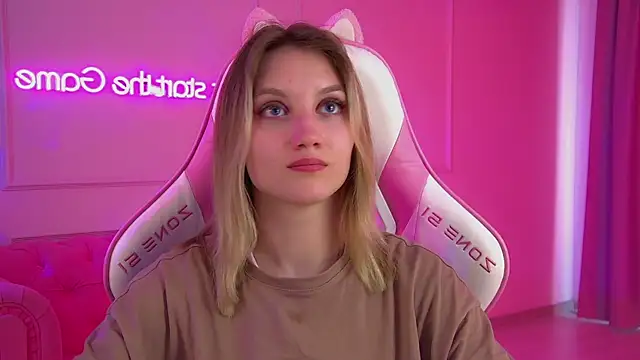 StacyEvances' Live XXX Chat