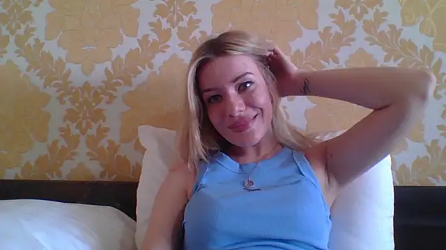 Softy_Aura_ live XXX chat