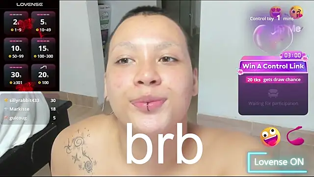 Chat +18 de Cherry_vald ao vivo
