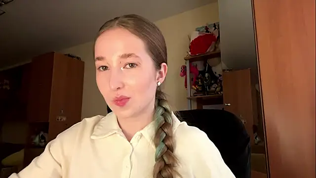 LanaTessori webcam show