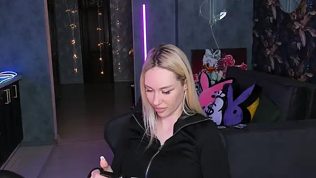 Chatroom XXX en direct de Blckmirrorr