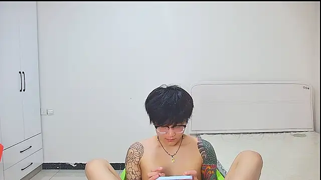 KK-cuteboy 网络视讯表演