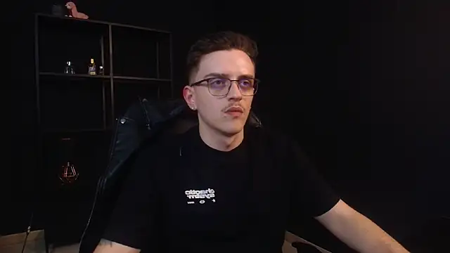 FelixStarkkn Webbikameraesitys