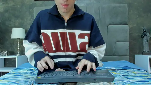 bruce_hans Adlı Modelin Web Kamerası Şovu