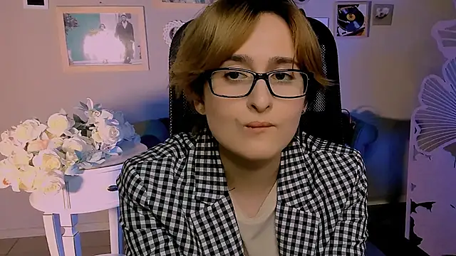 LixeLuna Pertunjukan Webcam