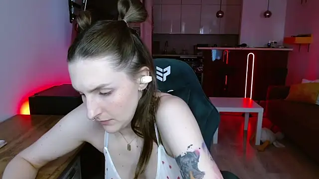 illusorycat's Live XXX Chat