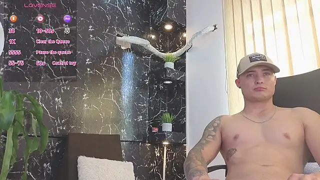 Show modela Alexander_ferre na web-kameri