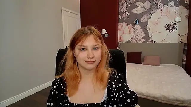 دردشة AngelinaLow الجنسية المباشرة