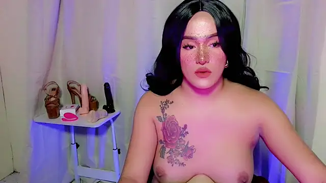 ChloeAsian 라이브 XXX 채팅