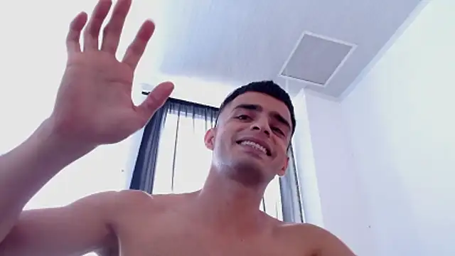 Bad_Boy_Carter69: διαδικτυακό σόου στην κάμερα