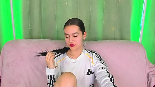 AishaTemptn Live XXX chat